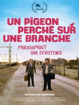 Un pigeon perché sur une branche philosophait sur l'existence (VOST)